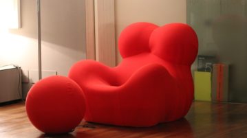 be happy red couch