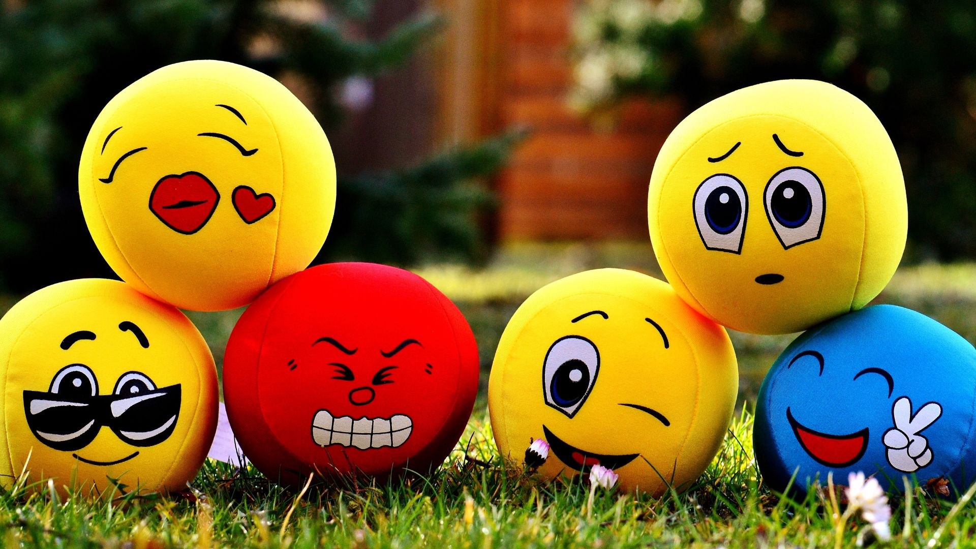 Emoticons | Okwuasaba David | Fiction